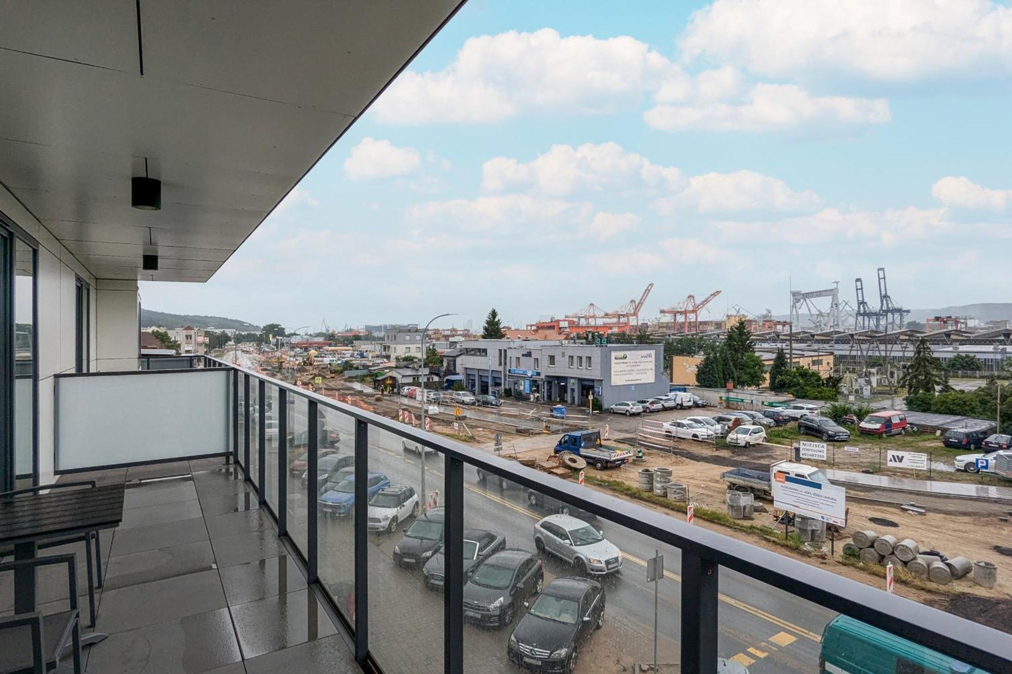 Apartport Wyjatkowe Apartamenty Z Widokiem Na Port W Gdyni By Noclegi Renters Gdynia Extérieur photo